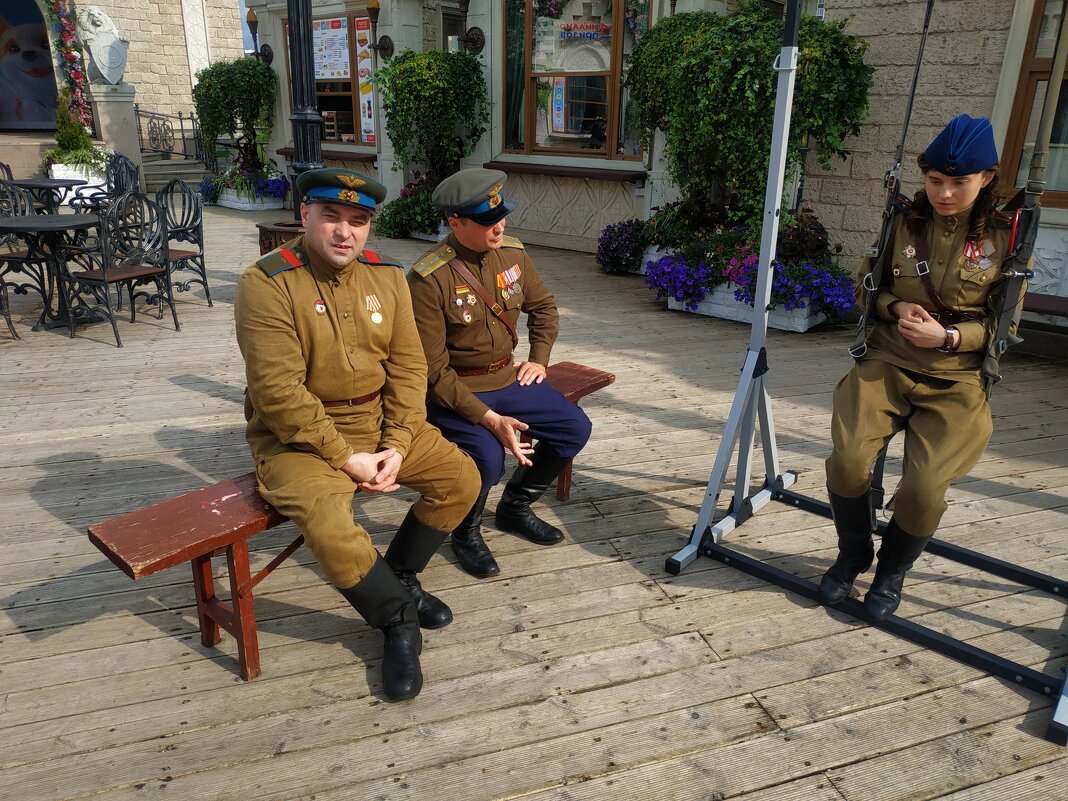 Они занимаются реконструкцией истории - Андрей Лукьянов Они занимаются реконструкцией истории - Андрей Лукьянов