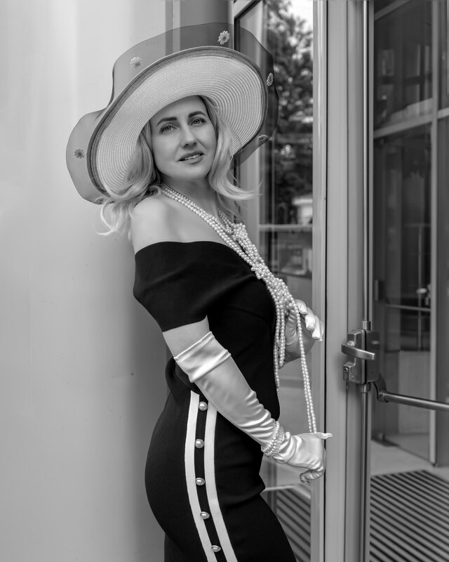 По невидимым следам Холли Голайтли - Валерий Паршин