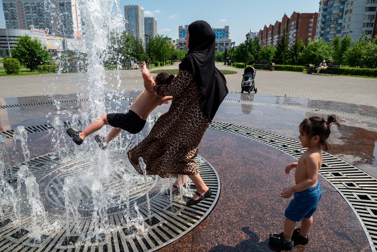 *** - Валерий Михмель 