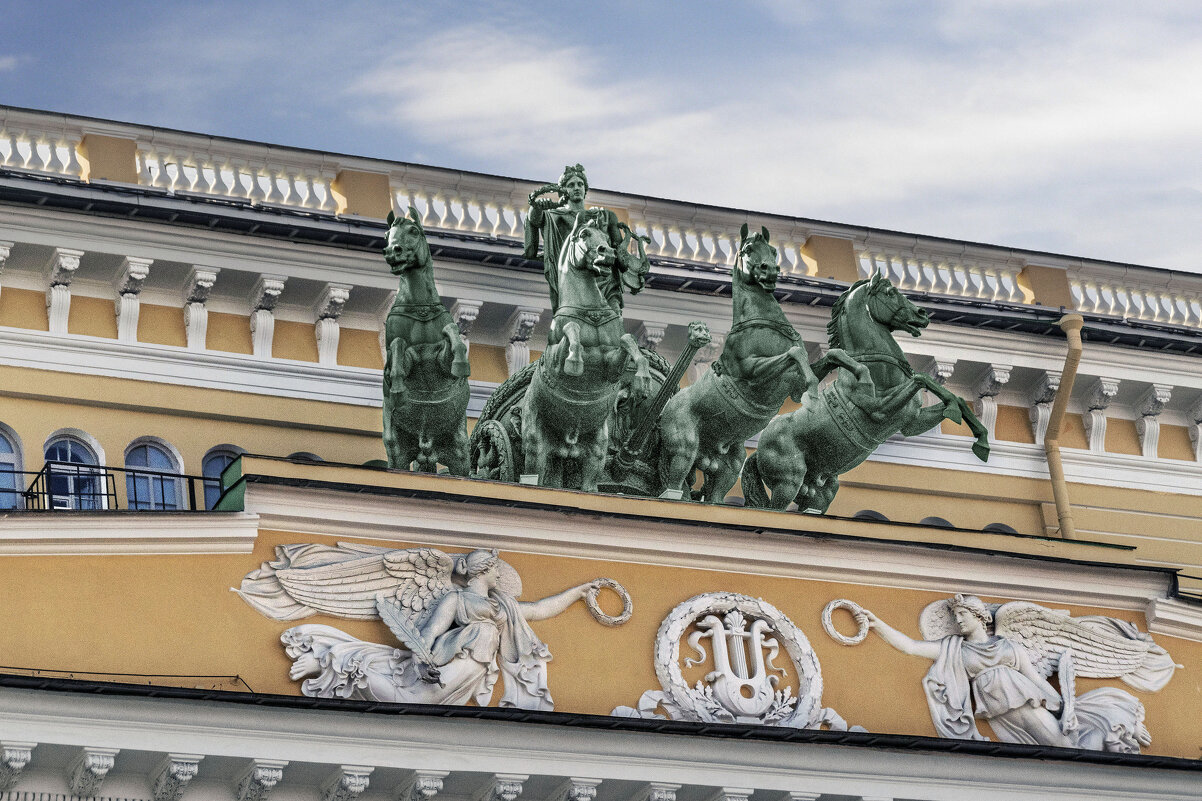 Санкт-Петербург, Александринский театр. Квадрига бога искусств Аполлона - Стальбаум Юрий 