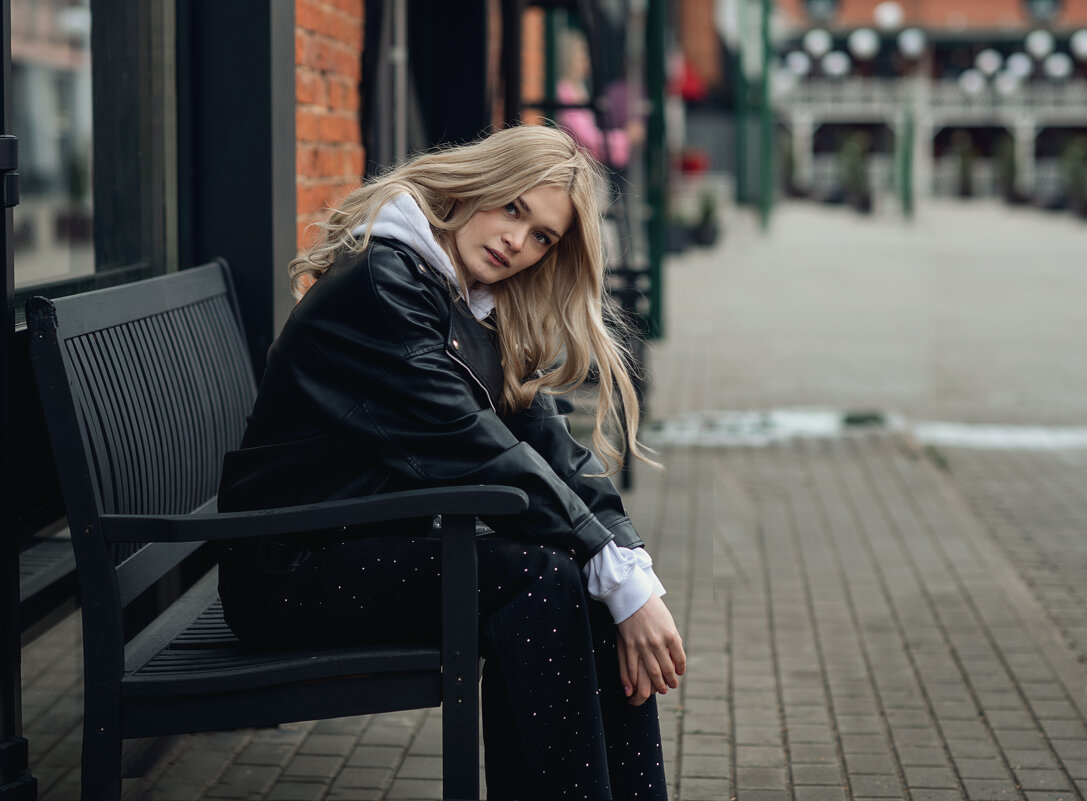 Анна - Лилия . Анна - Лилия .