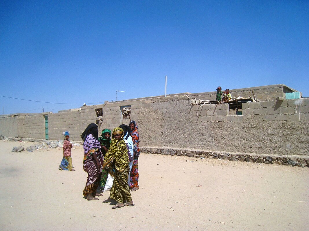 Африканские девчата из Джибути ;-) - unix (Илья Утропов)