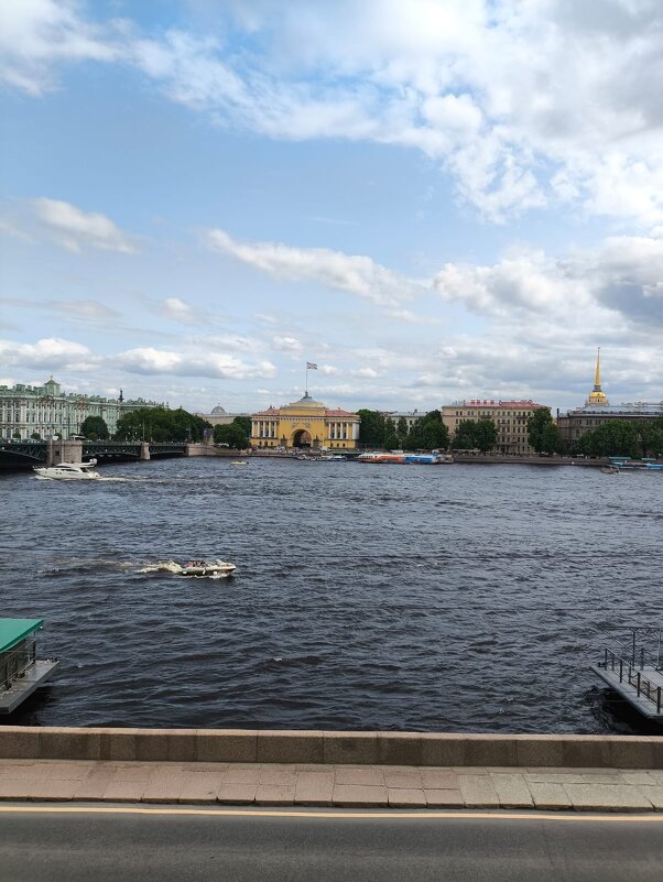 В Санк-Петербурге. Адмиралтейская набережная - Ирэн 