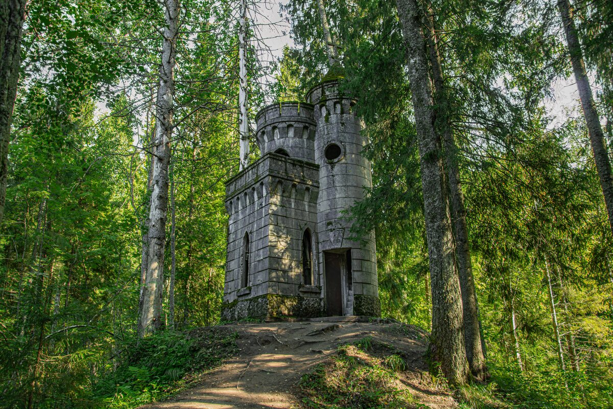 Усадьба Заветное: жемчужина затерянная в густом лесу - Александр Филатов Усадьба Заветное: жемчужина затерянная в густом лесу - Александр Филатов