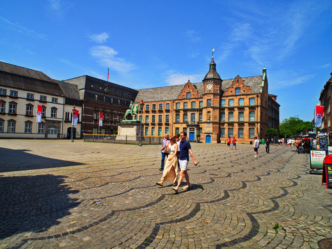 *** - Witalij Loewin