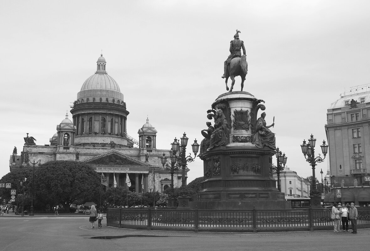 /// - Виктор Никитенко