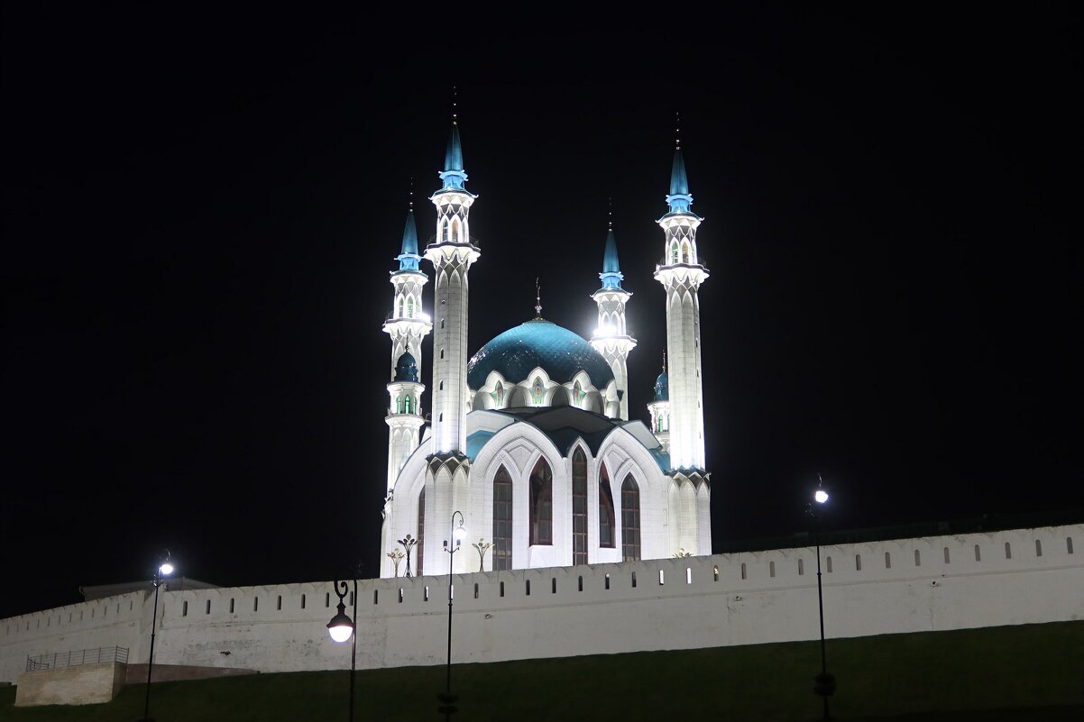 Казань ночная - Дмитрий И_