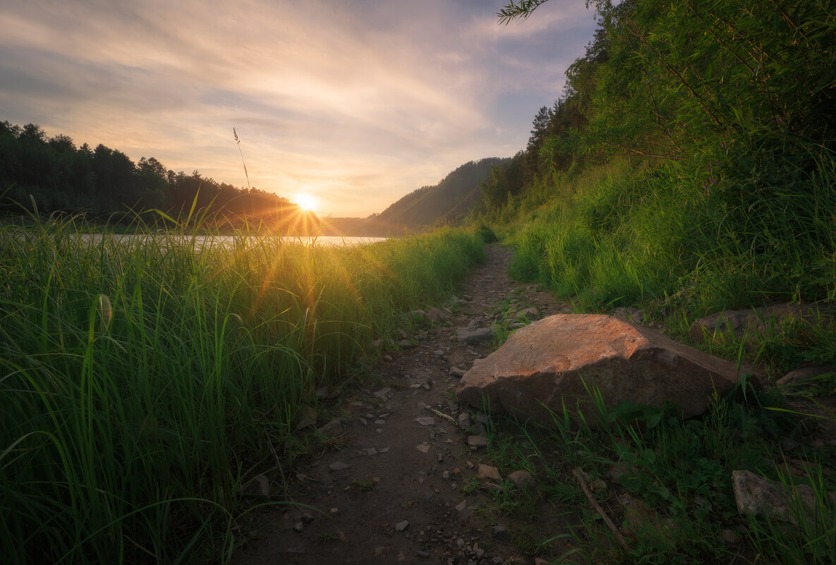 * - Александр Иванов