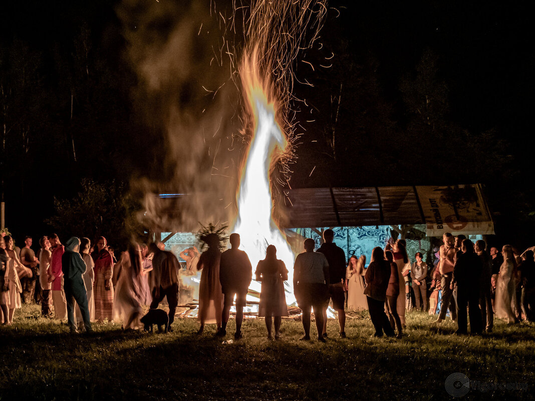 Купальская ночь - Игорь Волков Купальская ночь - Игорь Волков