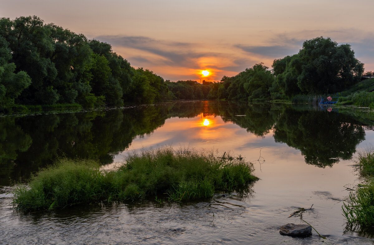 закат у переката - Виталий Емельянов