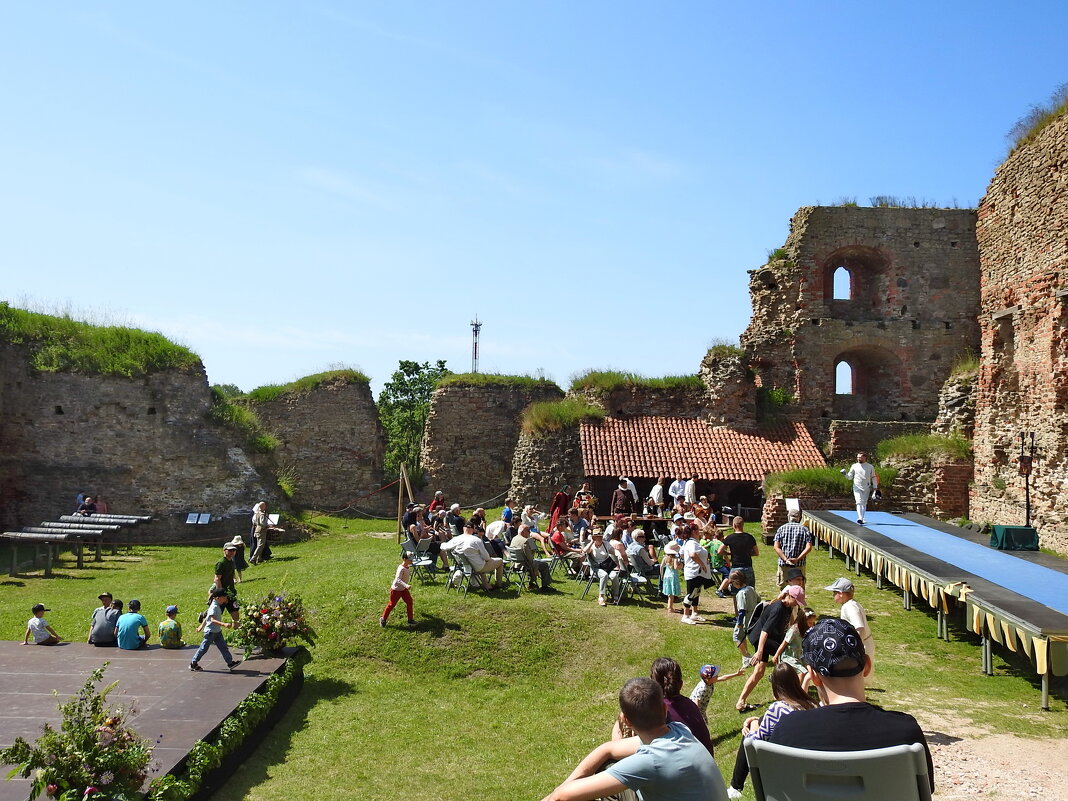 замок Бауска - ИННА ПОРОХОВА