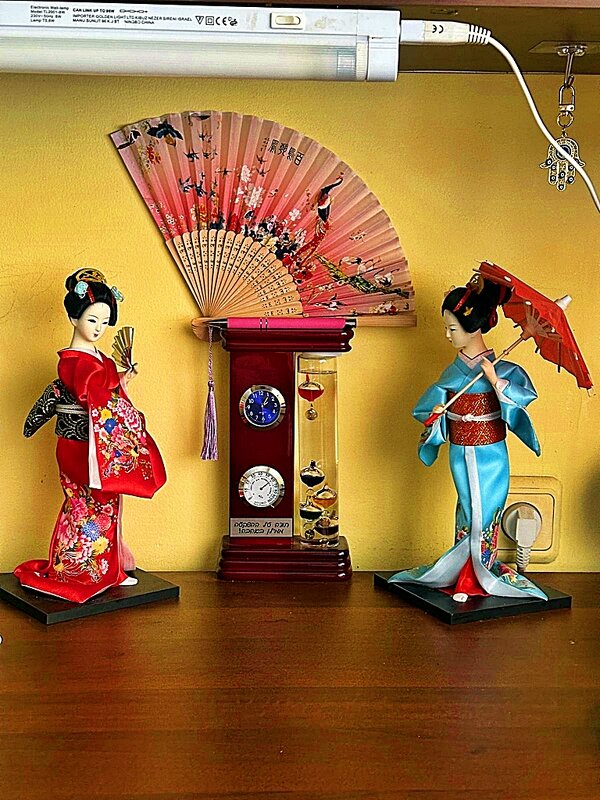 ВОСТОЧНЫЕ НАРЯДЫ - Анатолий Малобродский ВОСТОЧНЫЕ НАРЯДЫ - Анатолий Малобродский