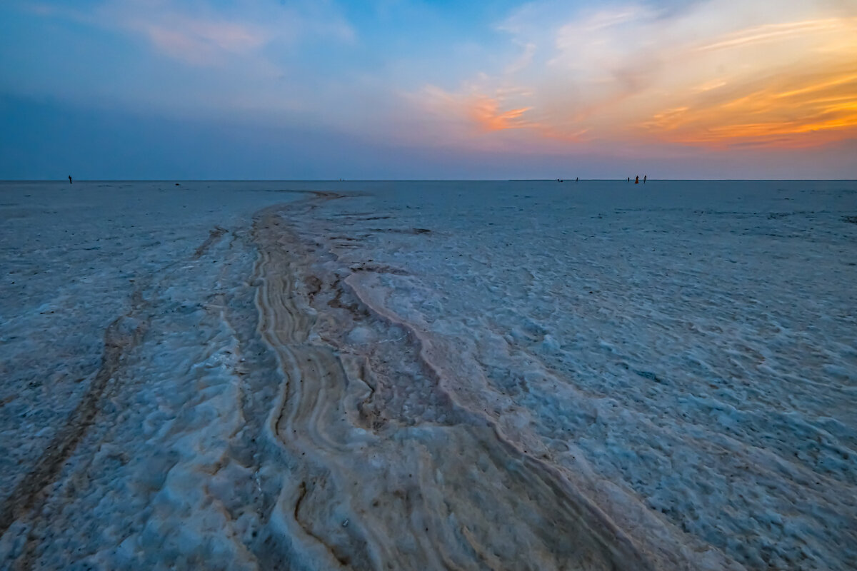 Рассвет в пустыне Ранн Куч (2) - Георгий А Рассвет в пустыне Ранн Куч (2) - Георгий А