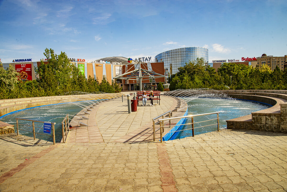 Торговый центр - Анатолий Чикчирный Торговый центр - Анатолий Чикчирный