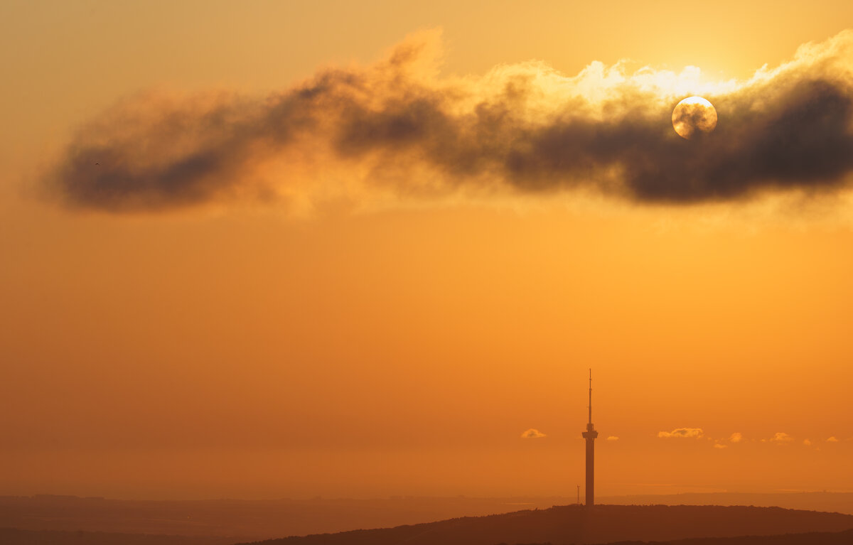 Телевышка в районе Новороссийска - daimos 