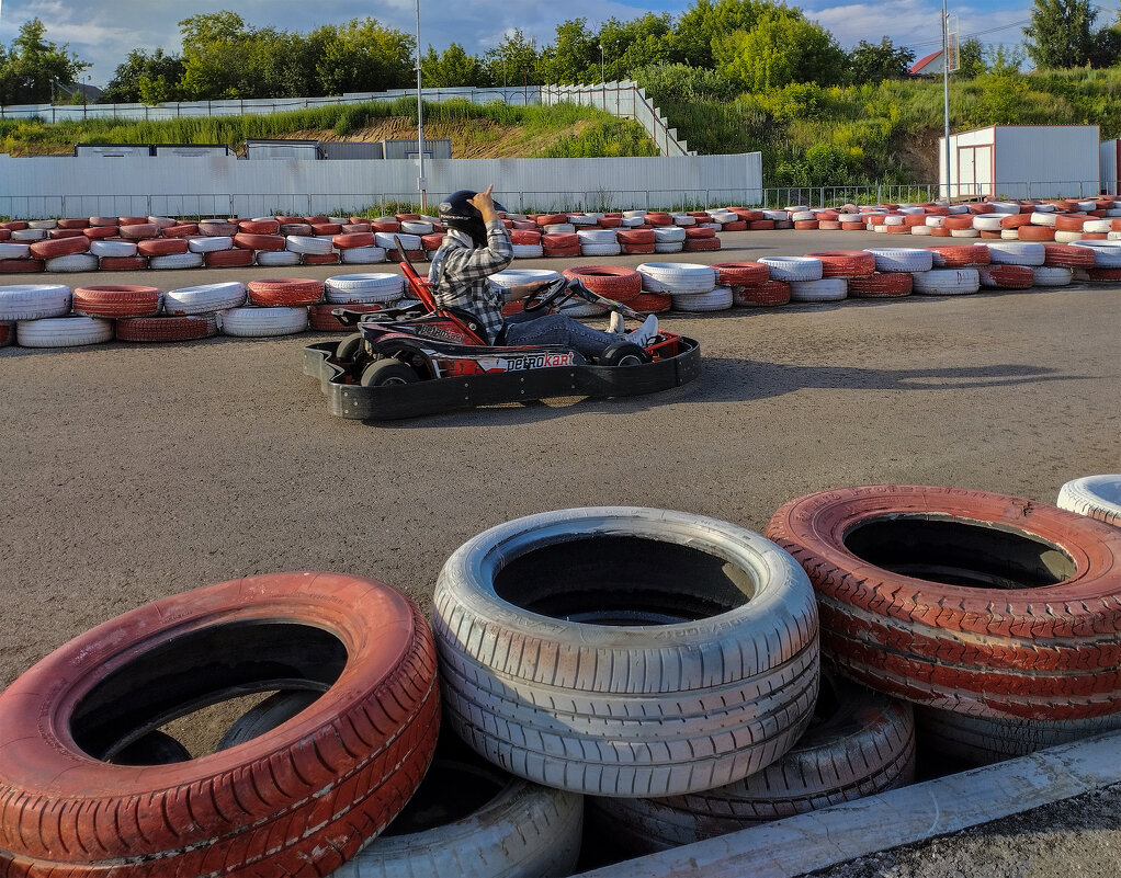 Покоритель трассы - Дмитрий Костоусов