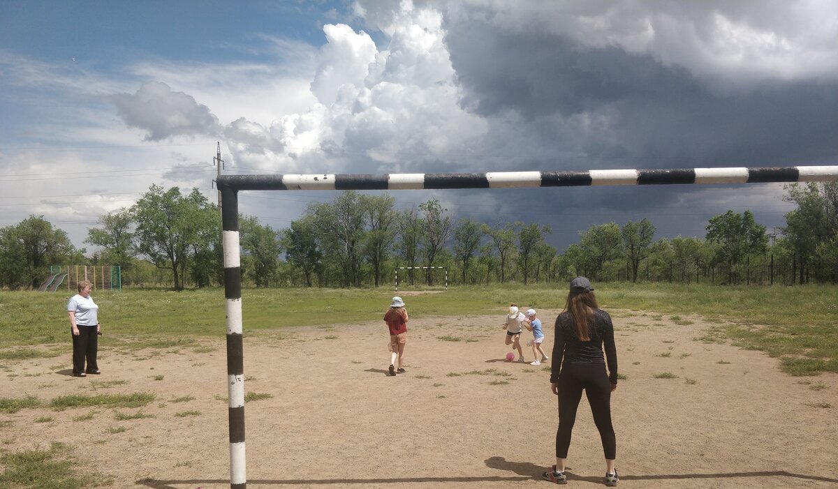 В атаке - Андрей Хлопонин