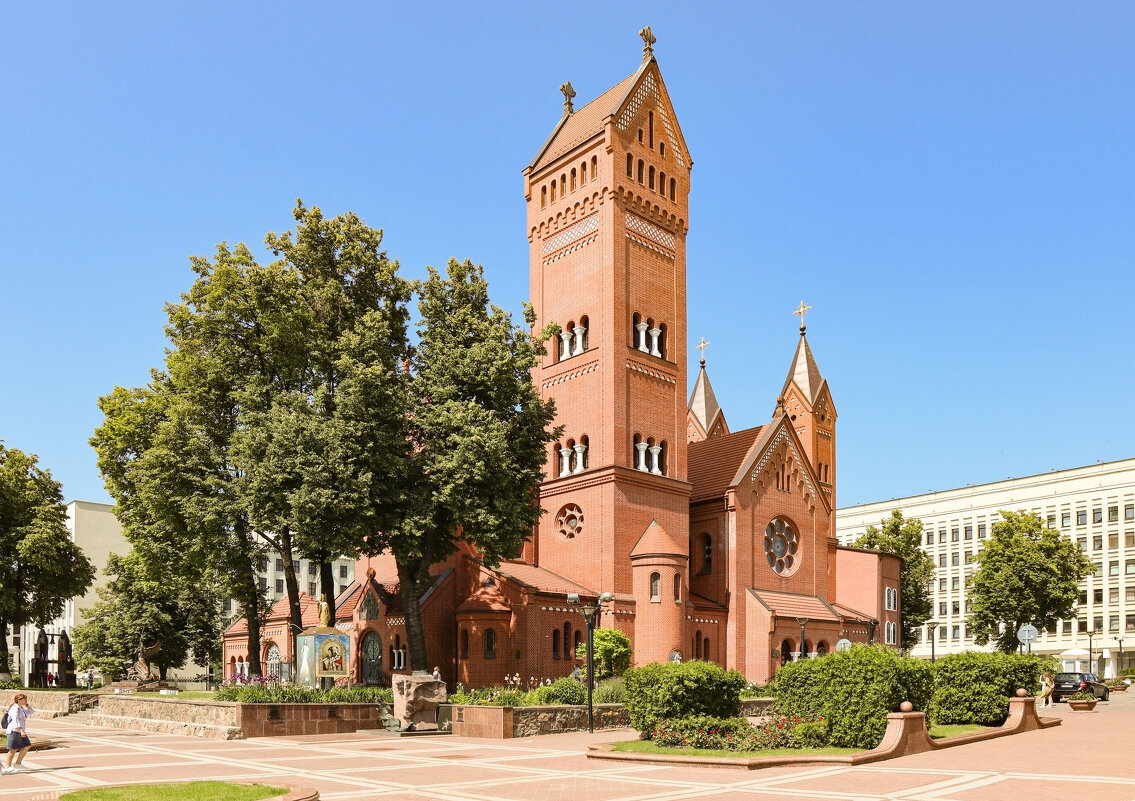 Католический костёл святых Симеона и Елены - skijumper Иванов