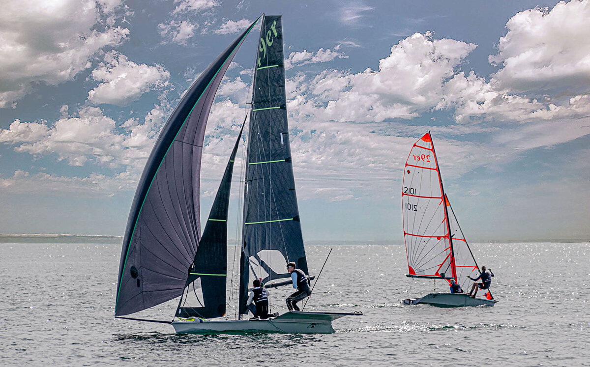 Кому-то парус это удовольствие, а кому-то работа... - Сергей Романов Кому-то парус это удовольствие, а кому-то работа... - Сергей Романов