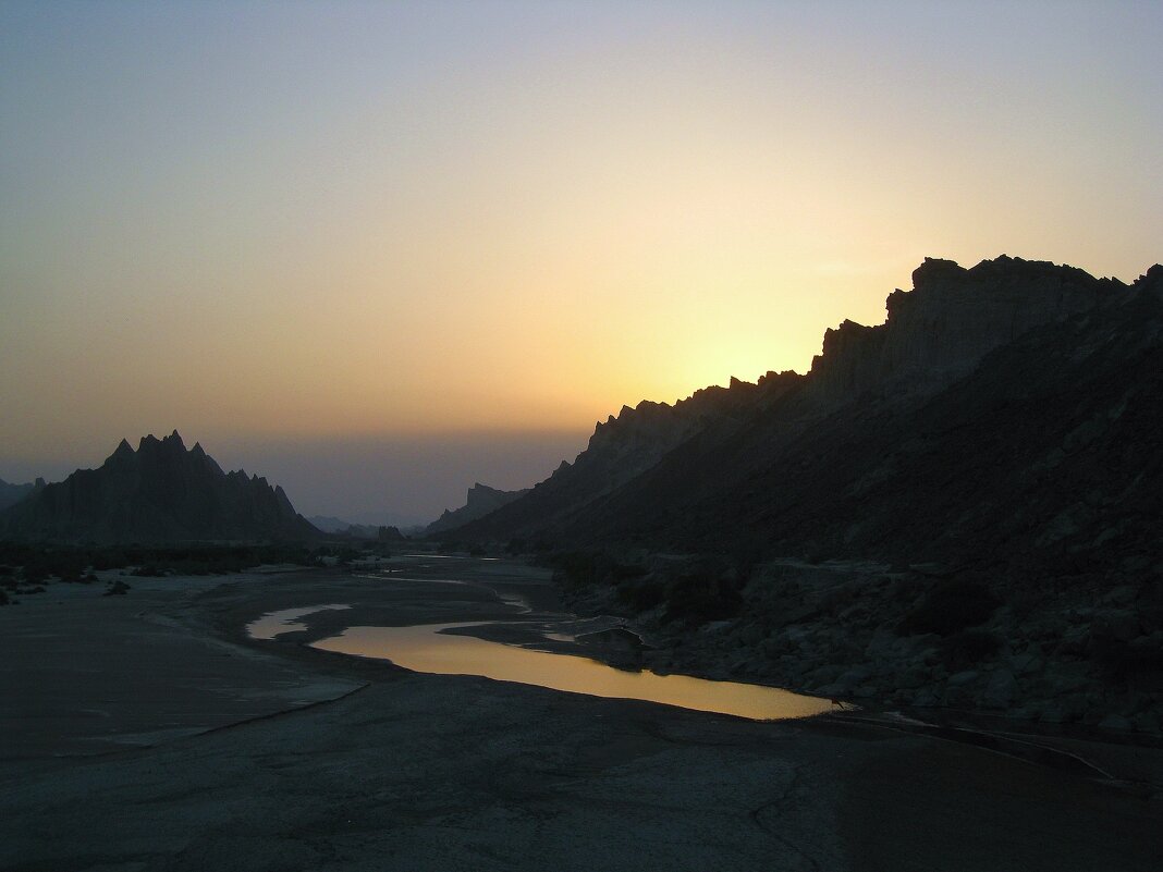 Закат в Пакистане. - unix (Илья Утропов)