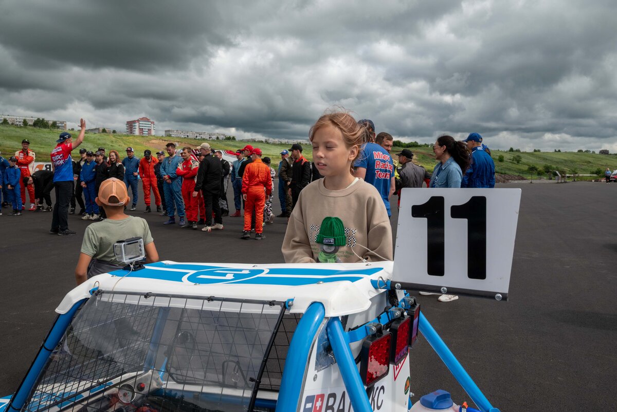 *** - Валерий Михмель 