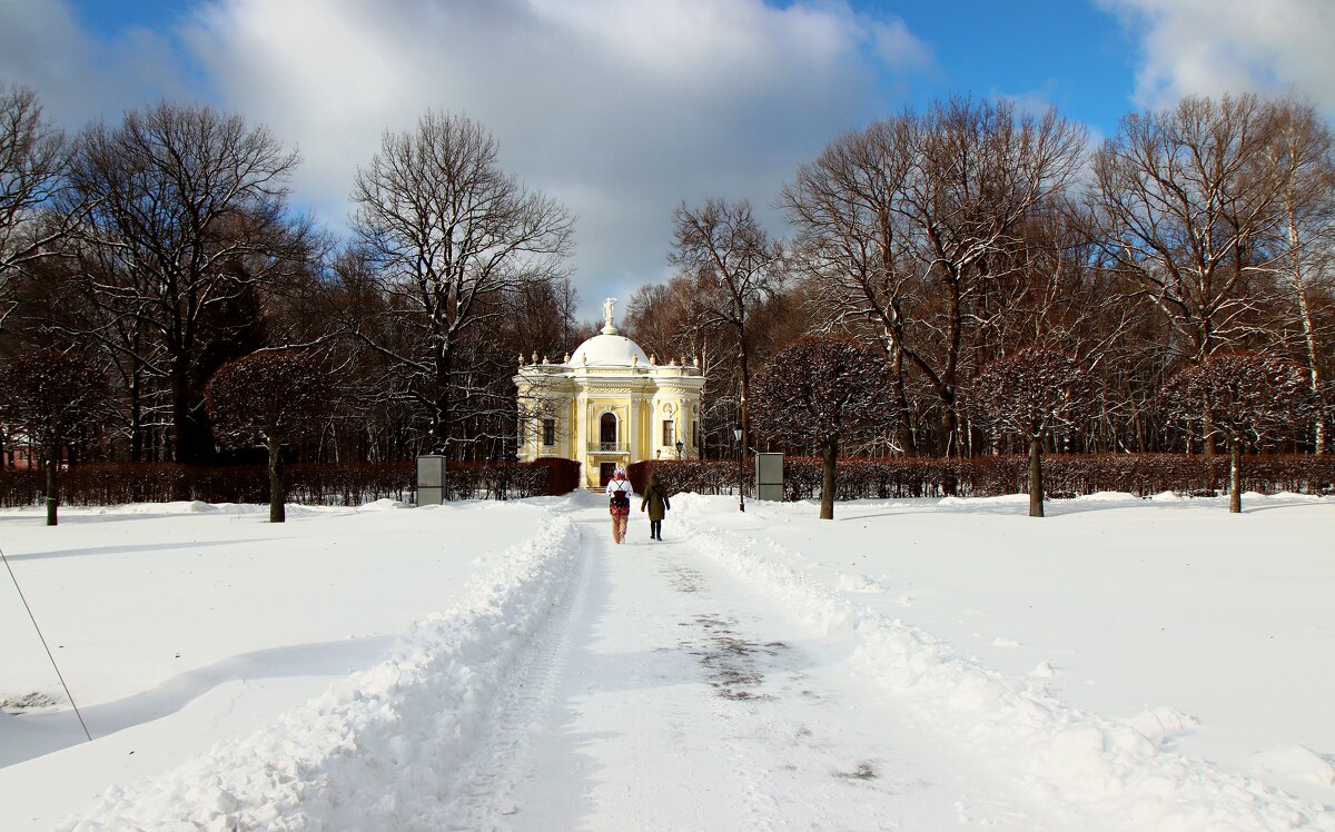 В усадьбе. - веселов михаил 