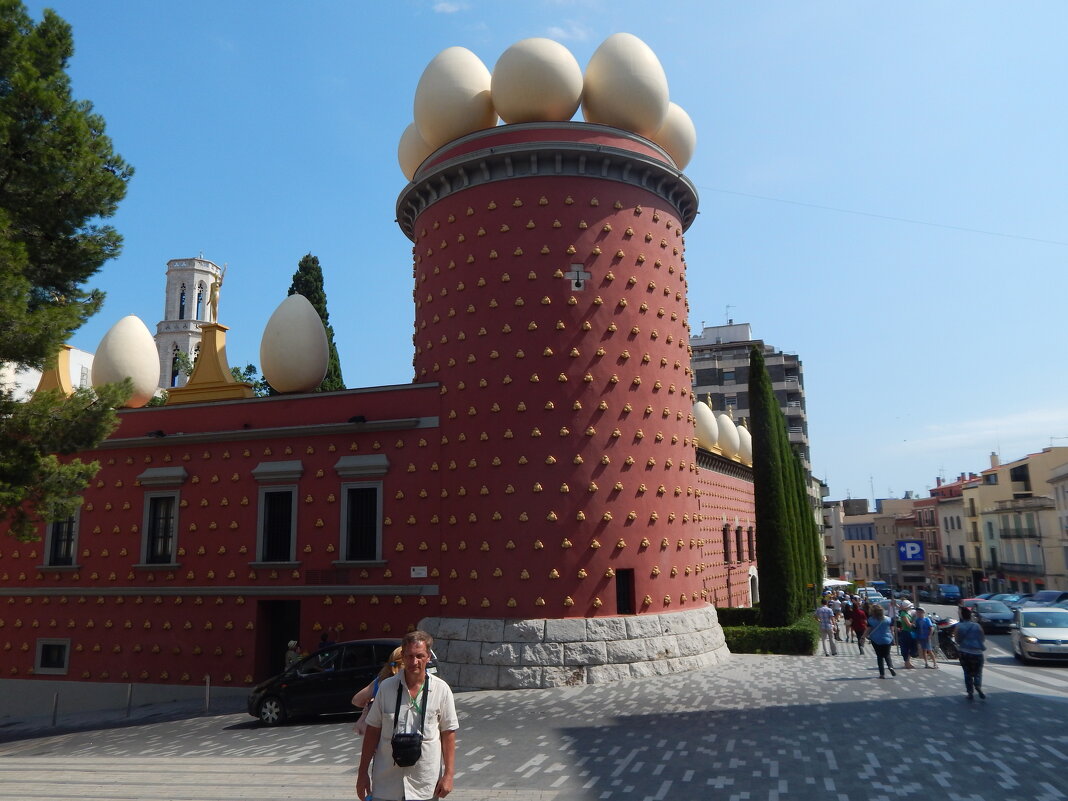 В гостях у Сальвадора Дали - Сергей Швечков