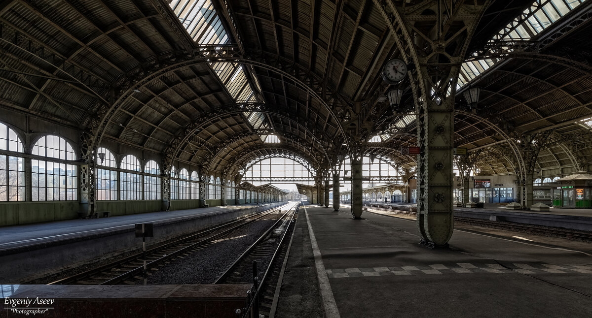 Стальной ажур - Евгений Стальной ажур - Евгений