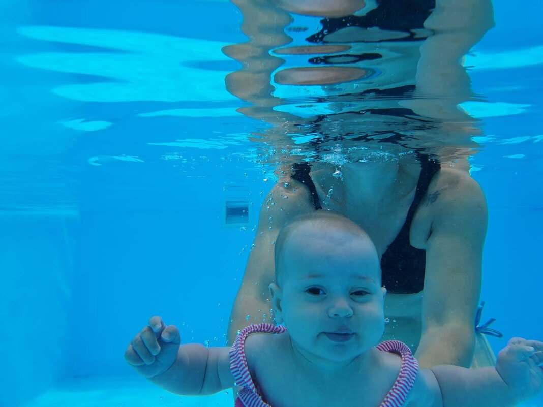 Эммочка под водой! - Светлана Хращевская