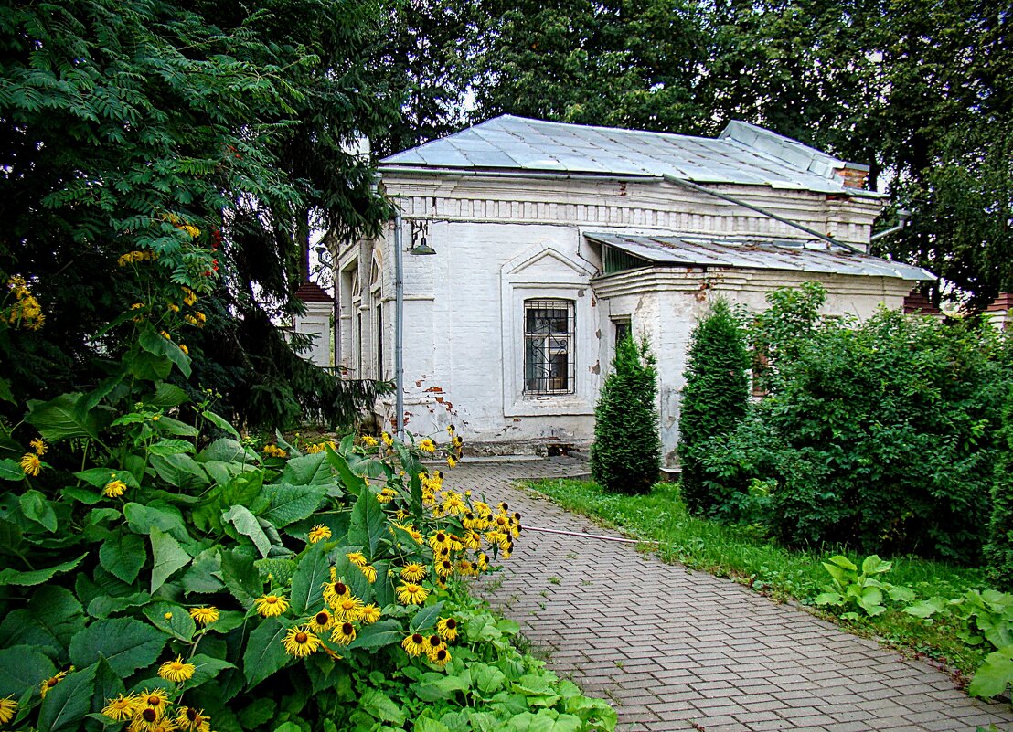 Дом причта.. - Анатолий Колосов Дом причта.. - Анатолий Колосов