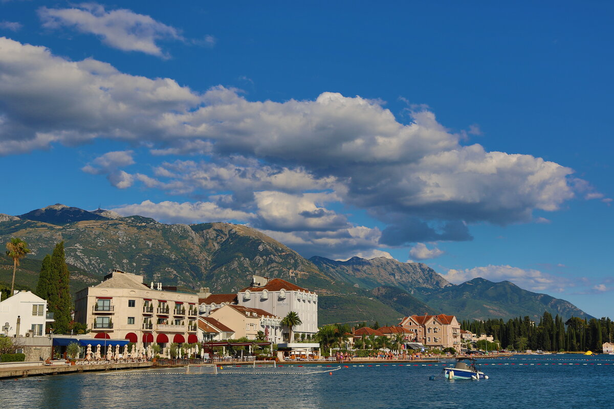 Тиват - тишь и благодать - Евгений +