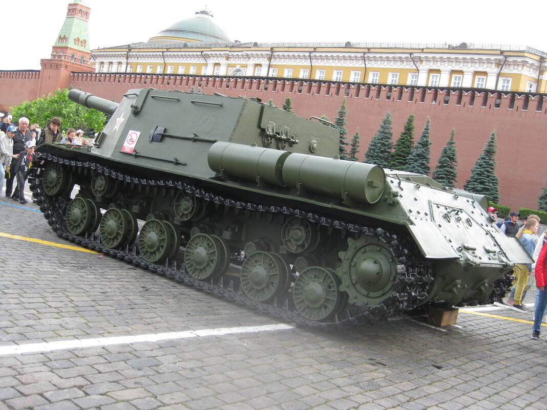 Самоходное орудие ИСУ-152 ("зверобой") - Дмитрий Никитин Самоходное орудие ИСУ-152 ("зверобой") - Дмитрий Никитин