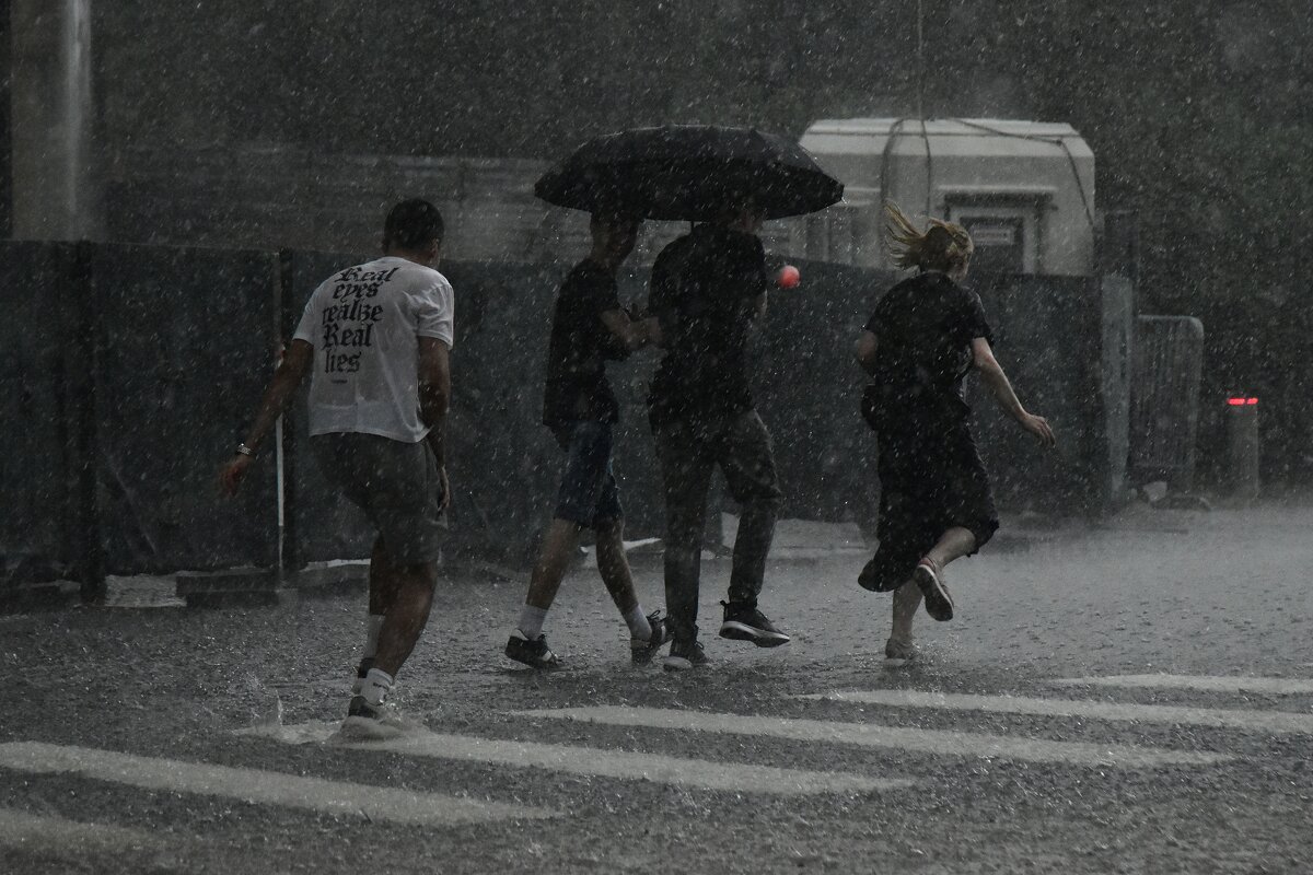 Грозовой, после жары. - Наталья Вязигина