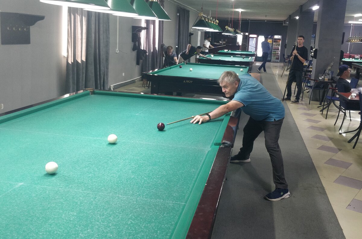 Игра - Андрей Хлопонин Игра - Андрей Хлопонин