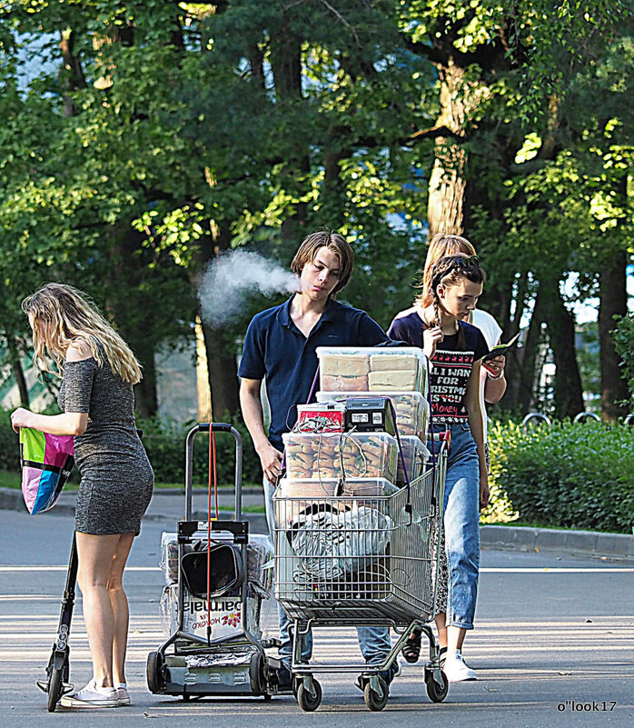 кажется голова задымилась - Олег Лукьянов