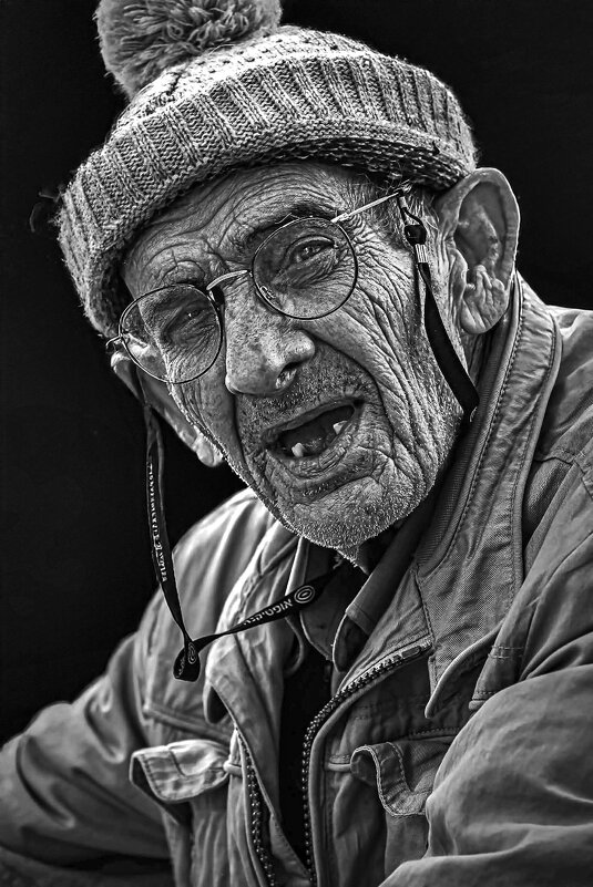 חַיִים - Shmual & Vika Retro