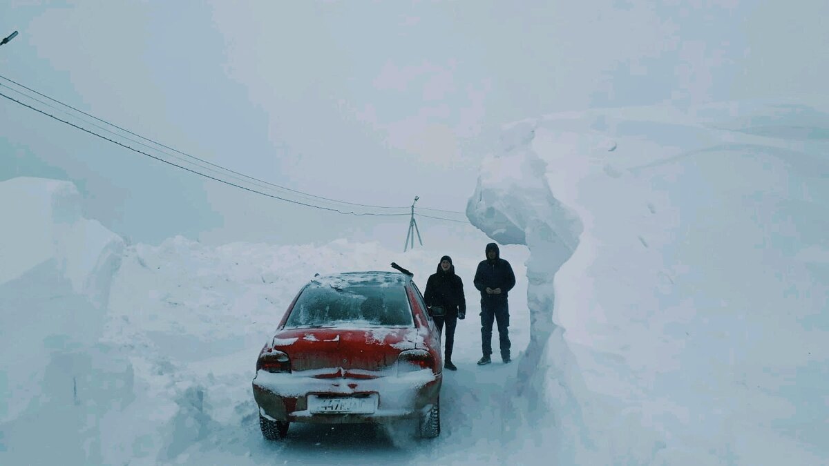 На снежном перевале - Георгиевич 