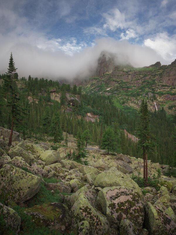 * - Александр Иванов