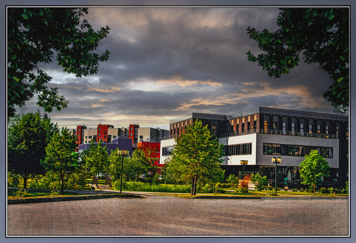 Городская фотозарисовка - Владимир Кроливец