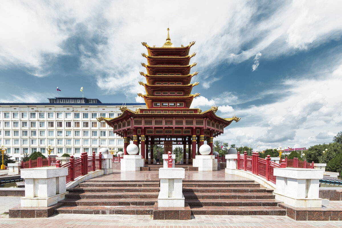 Элиста - Андрей Неуймин