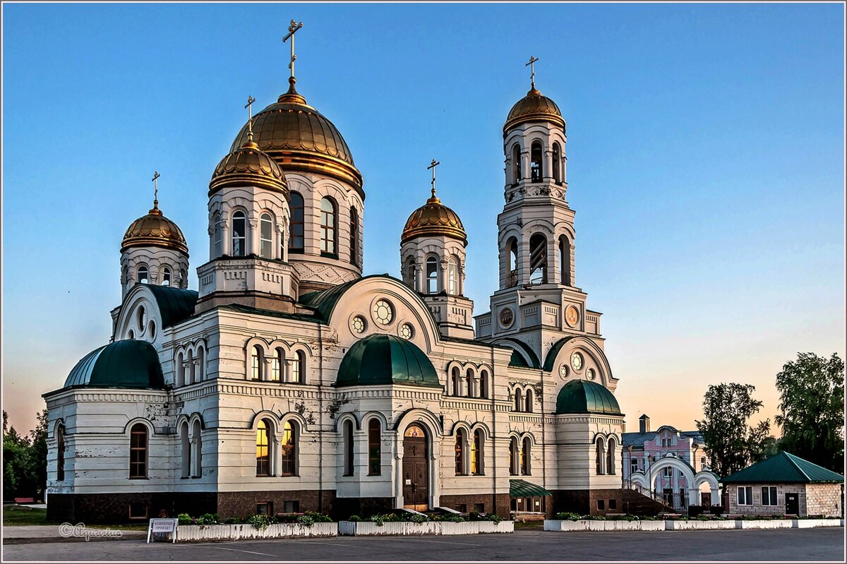 Вечерний городок... - Aquarius - Сергей