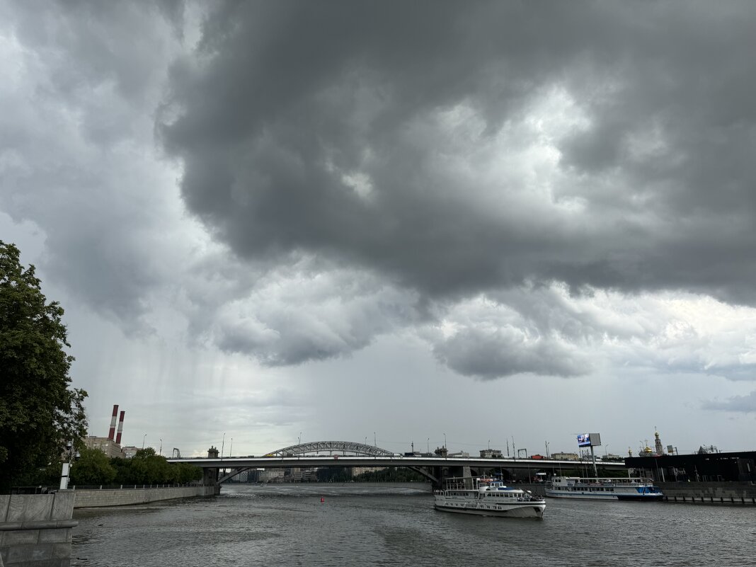 Громкое небо - Анна Камс