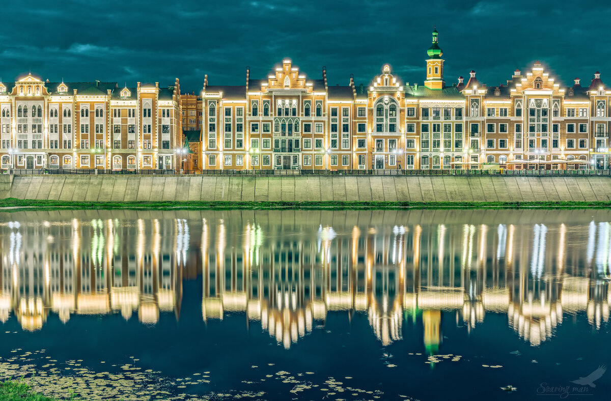 Ночная набережная - Soaring Man Владимир