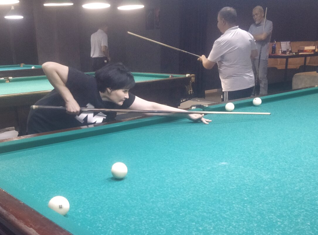 Игрок - Андрей Хлопонин