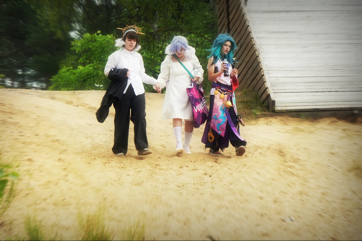 На спуске к пляжу... - Владимир Шошин На спуске к пляжу... - Владимир Шошин