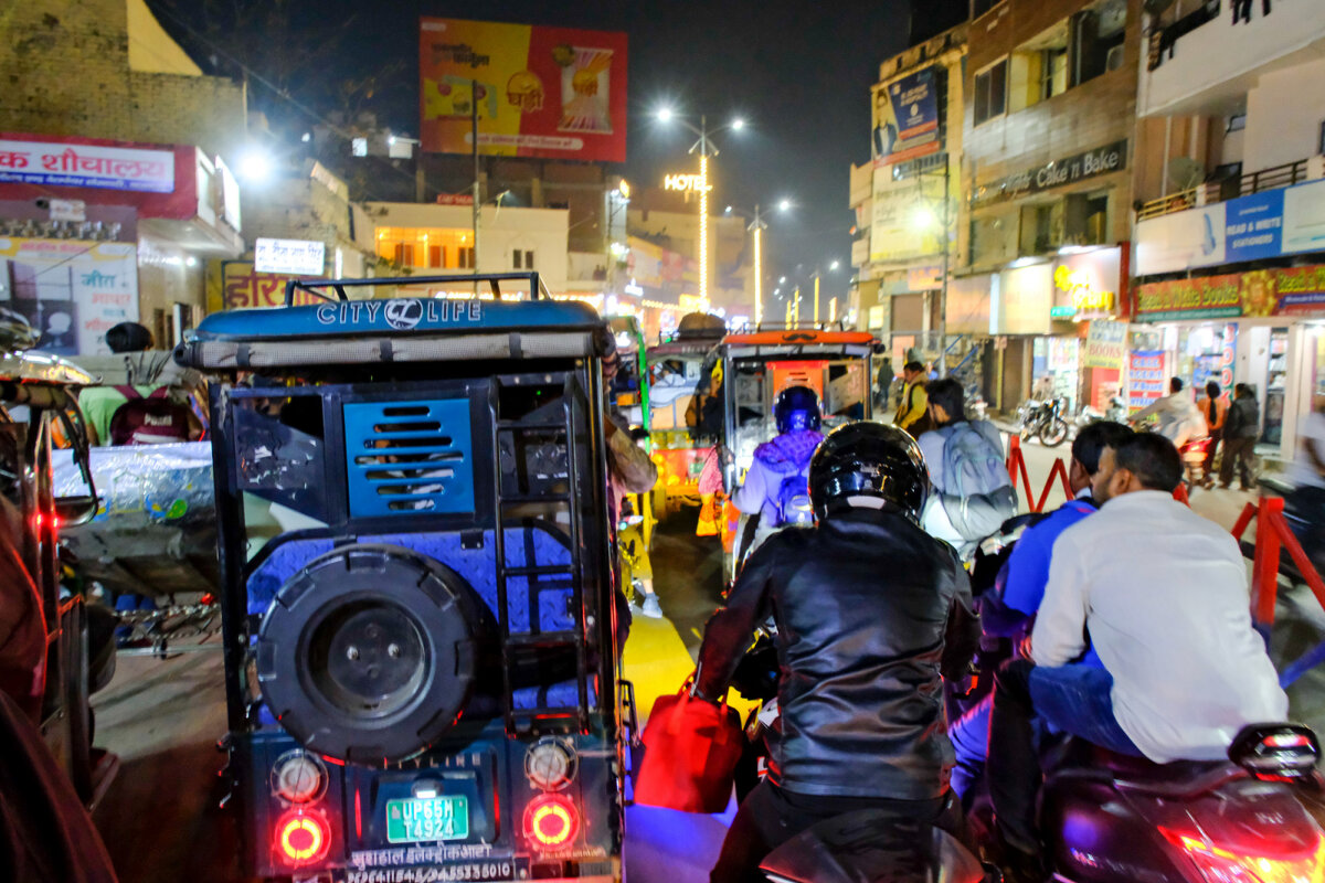 Пробка в г. Варанаси - Георгий А