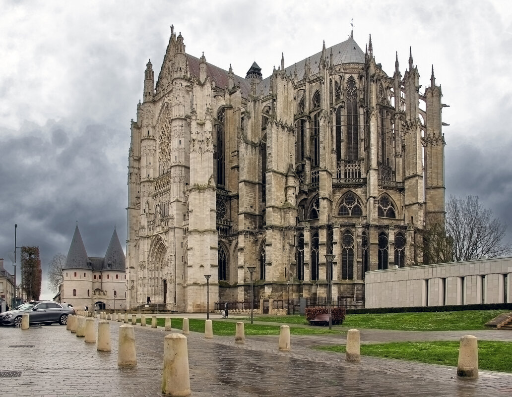 Собор Святого Петра в Бове - skijumper Иванов Собор Святого Петра в Бове - skijumper Иванов