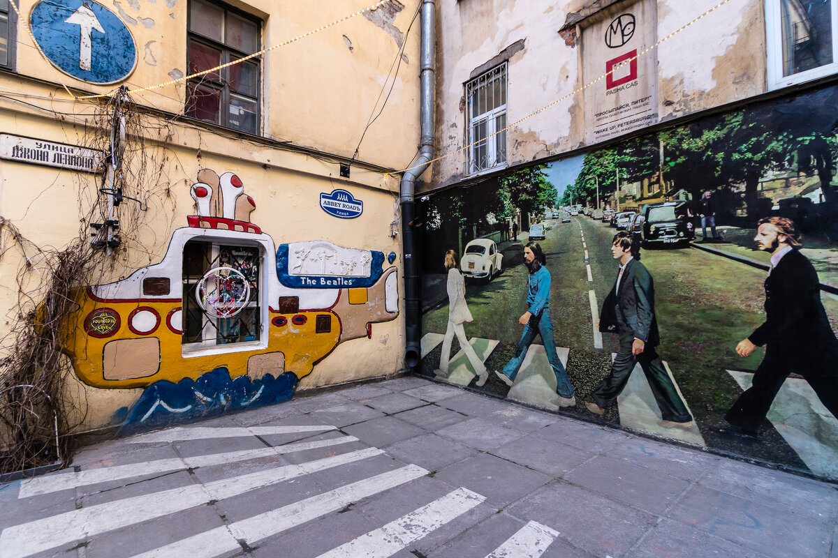 Петербургский дворик (1) - Игорь Викторов