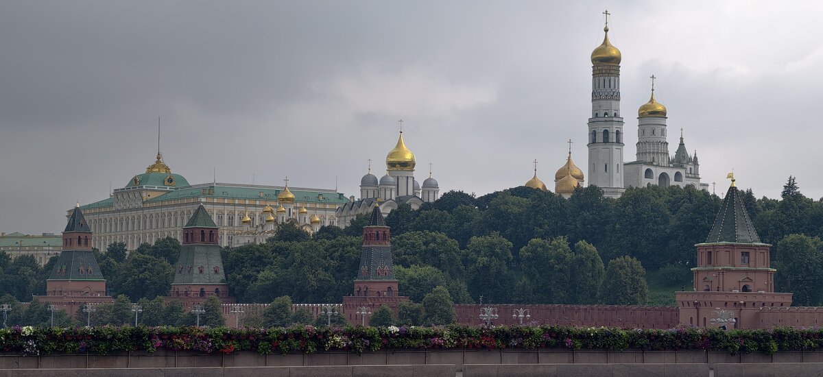 Пасмурная Москва - <<< Наташа >>> Пасмурная Москва - <<< Наташа >>>