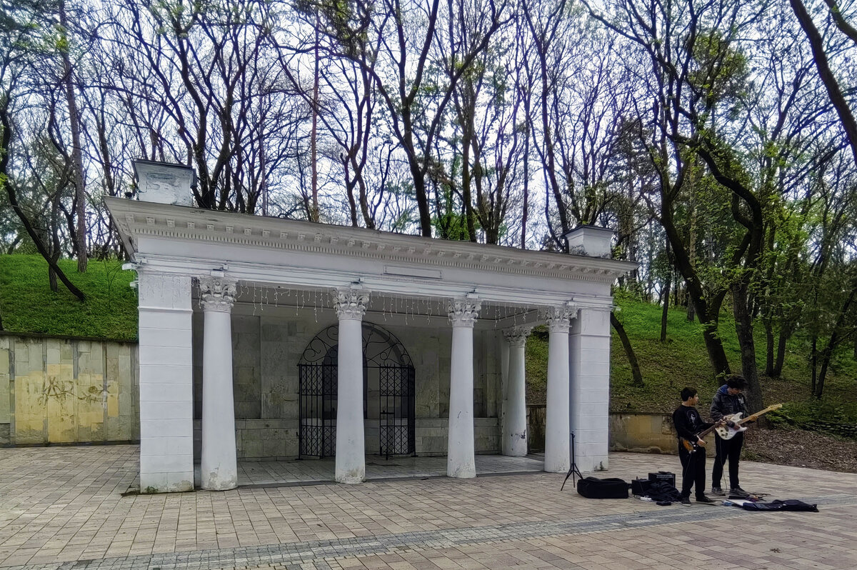 Сцена в Курортном парке - Gen 